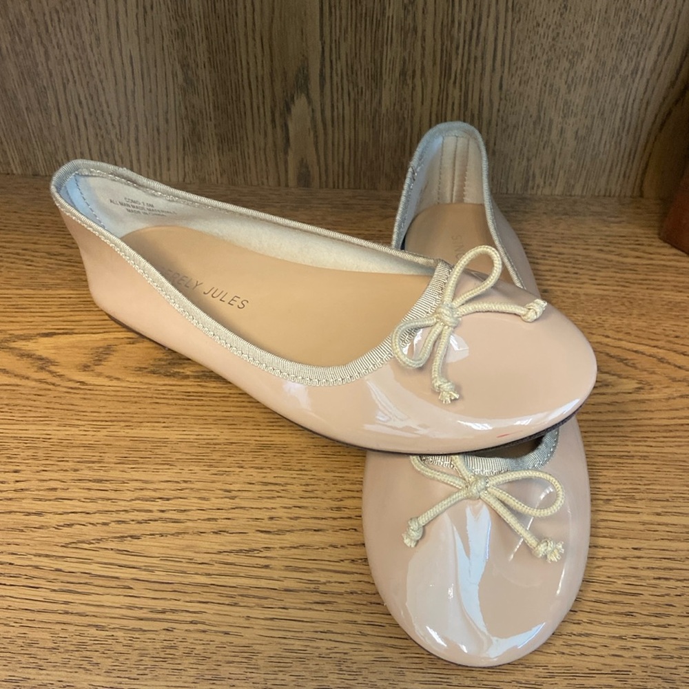 NEW Sincerely Jules Como Tan Patent Ballet Flats | Size 8